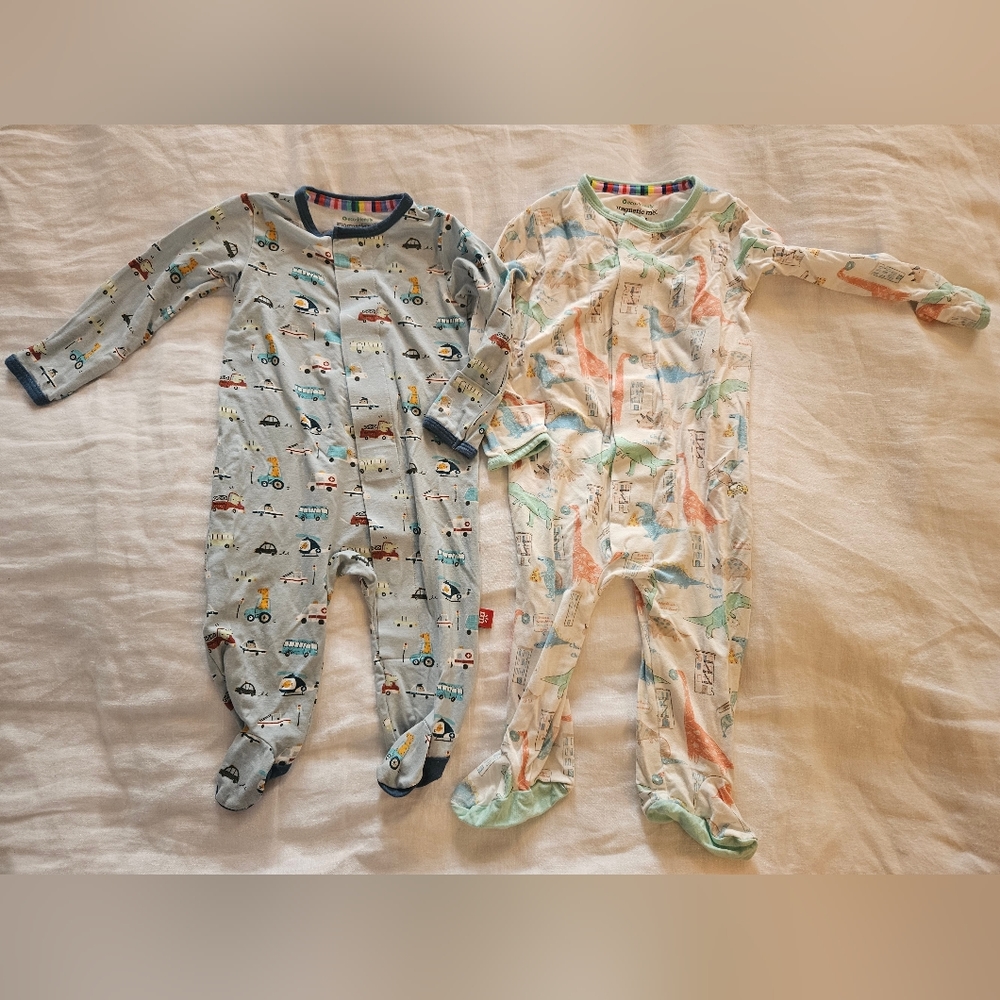 Magnetic Me Footies
